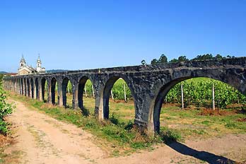 Aqueduto, na Quinta de Amares